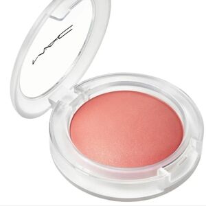 MAC Glowplay Cushiony Blush - Cheer Up